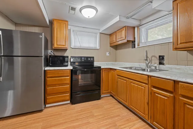 $479,900 | 21625 West Ravine Drive, Lake Zurich, IL 60047