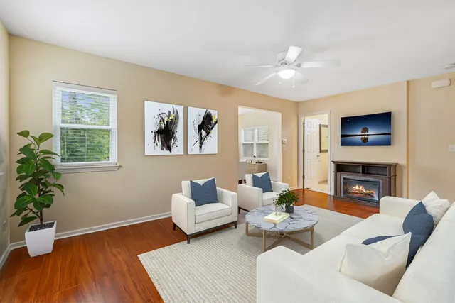 $479,900 | 21625 West Ravine Drive, Lake Zurich, IL 60047