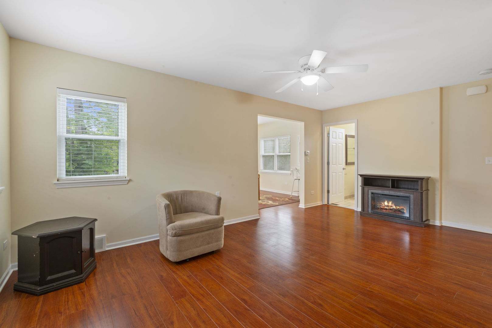 21625 West Ravine Drive Lake Zurich, IL 60047 - Photo 5 of 46