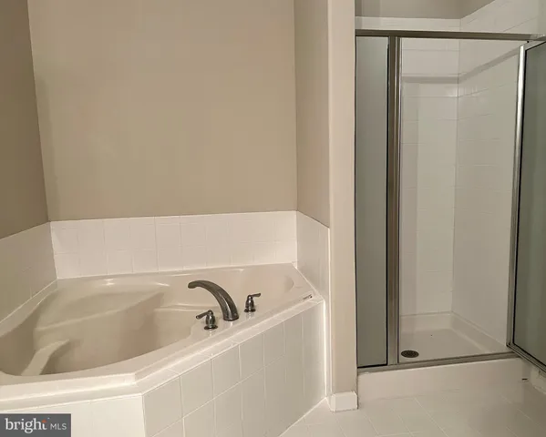 $375,000 | 17432 Slipper Shell Way, Unit 5, Lewes, DE 19958