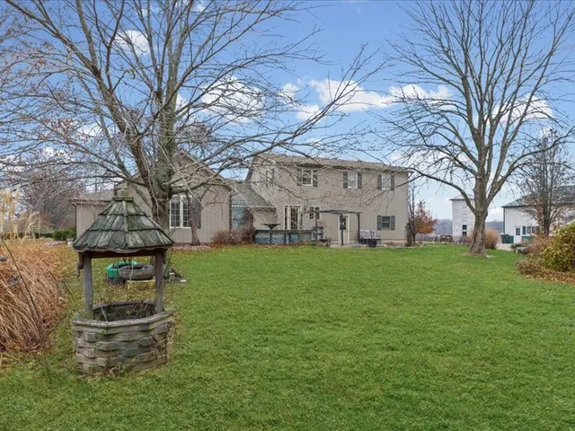 a view of front door with outdoor space
