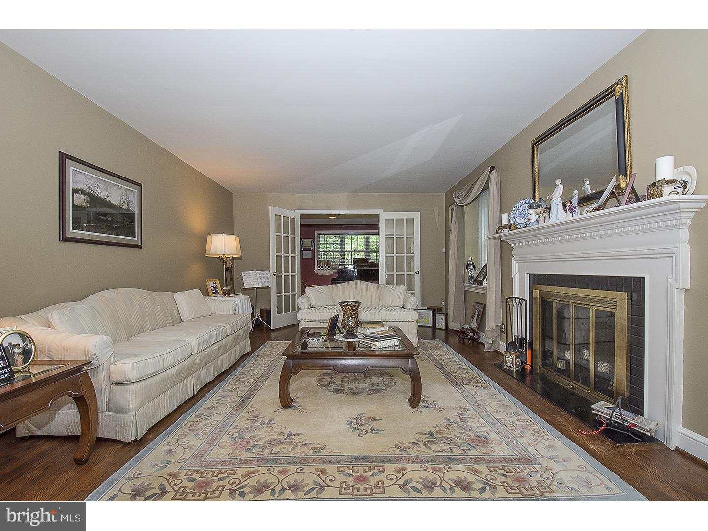 1230 Knox Road Wynnewood, PA 19096 - Photo 6 of 25 Living Room