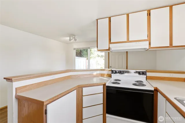 $585,000 | 2800 Pine Road Northeast, Bremerton, WA 98310