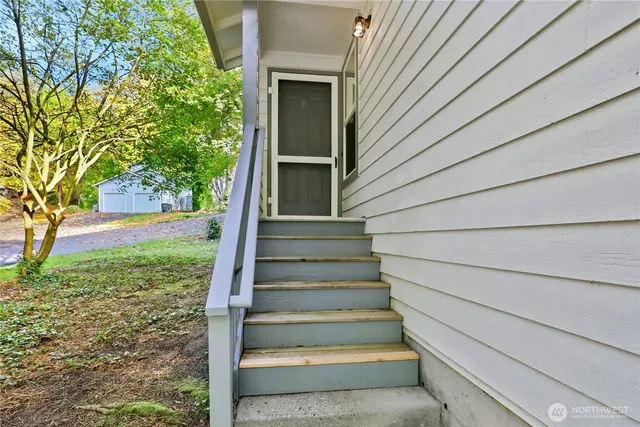 $585,000 | 2800 Pine Road Northeast, Bremerton, WA 98310