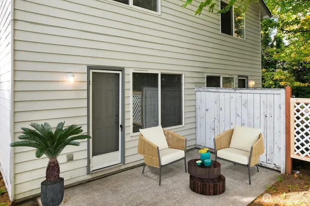 $585,000 | 2800 Pine Road Northeast, Bremerton, WA 98310