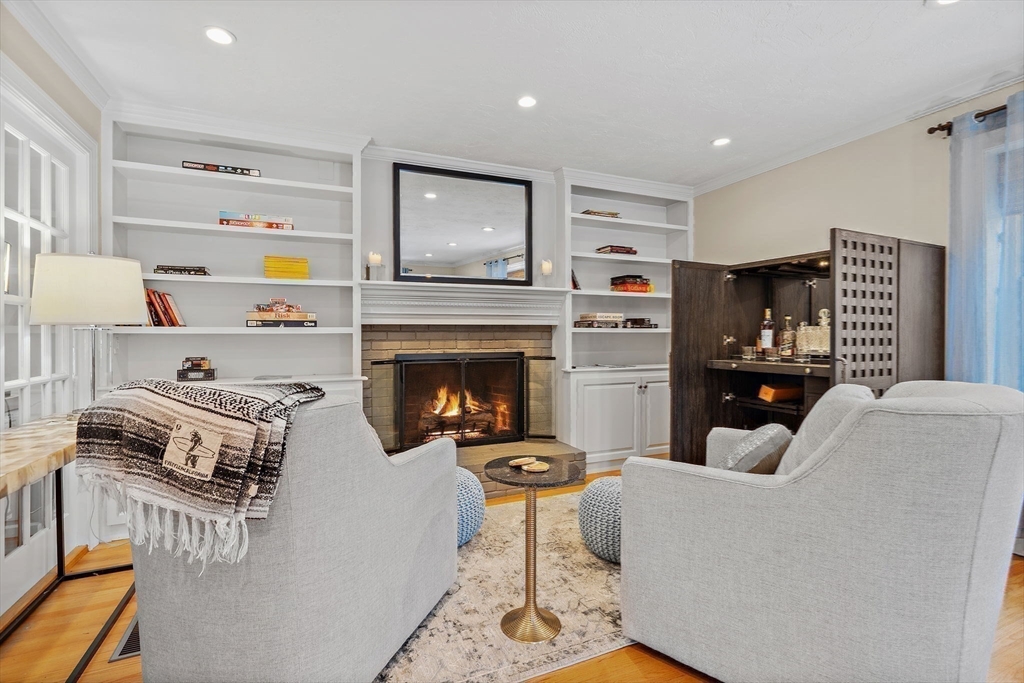 48 Chanticleer Road Sudbury, MA 01776 - Photo 13 of 37