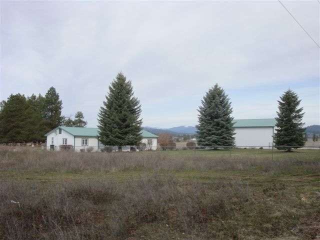 40211 North Collins Road Elk, WA 99009 - Photo 1 of 9