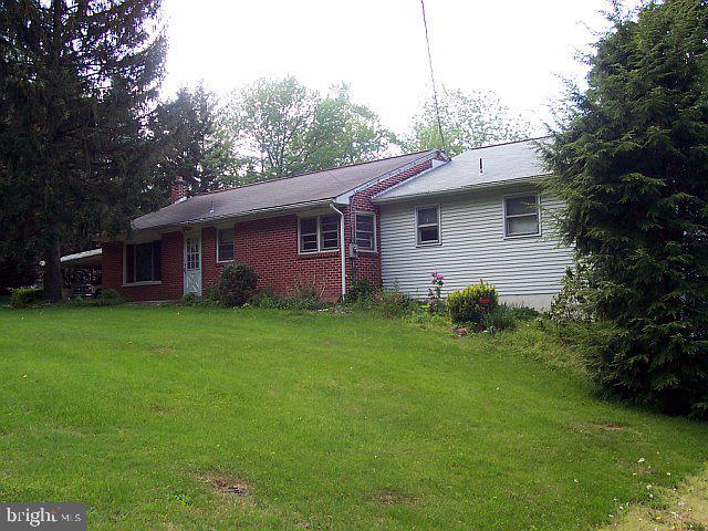 7 Koser Road Elizabethtown, PA 17022 - Photo 1 of 3
