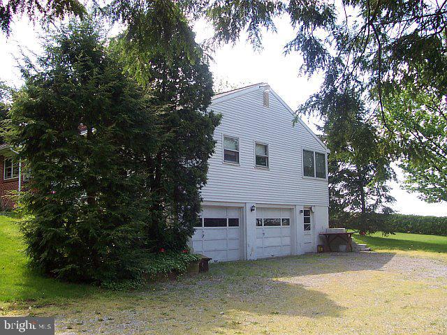 7 Koser Road Elizabethtown, PA 17022 - Photo 2 of 3