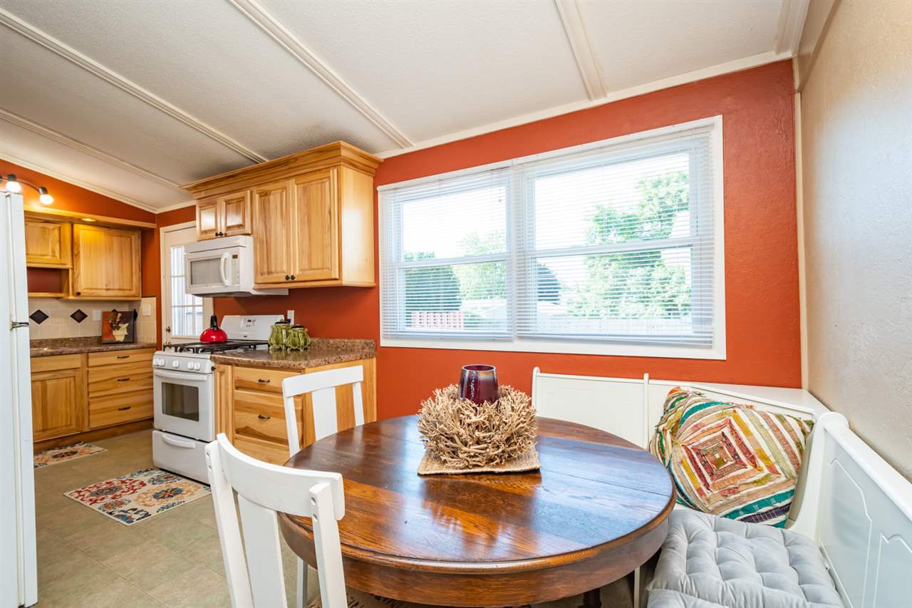 315 Daws Road Hiawatha, IA 52233 - Photo 6 of 30 Gallery Image 6
