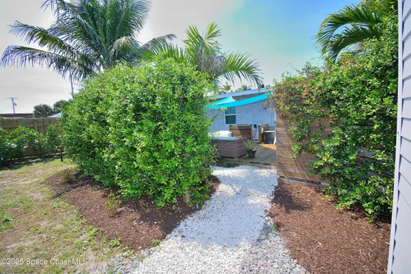 $679,900 | 325 North Orlando Avenue, Cocoa Beach, FL 32931