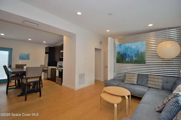 $679,900 | 325 North Orlando Avenue, Cocoa Beach, FL 32931