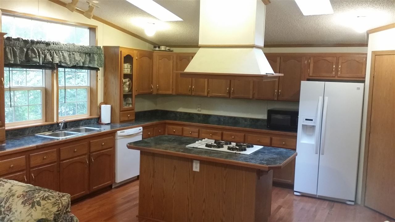 1370 South Chippewa Road Mount Pleasant, MI 48858 - Photo 3 of 38 1805015-2.JPG