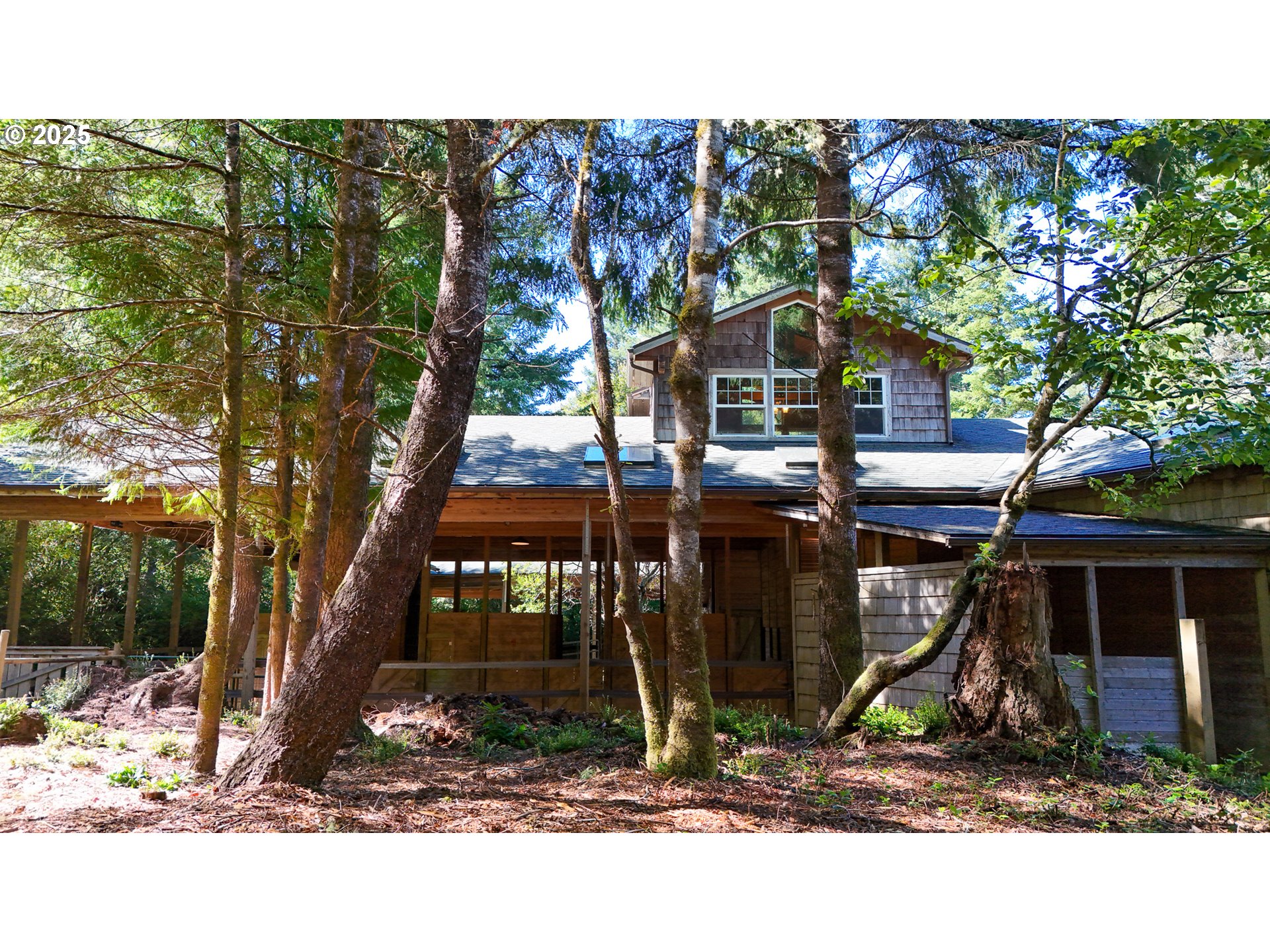 89464 Sunny Loop Lane Bandon, OR 97411 - Photo 36 of 48