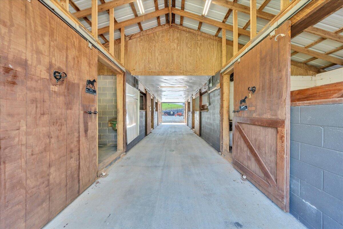 5396 Goodview Road Goodview, VA 24095 - Photo 65 of 108 065-MIB00372