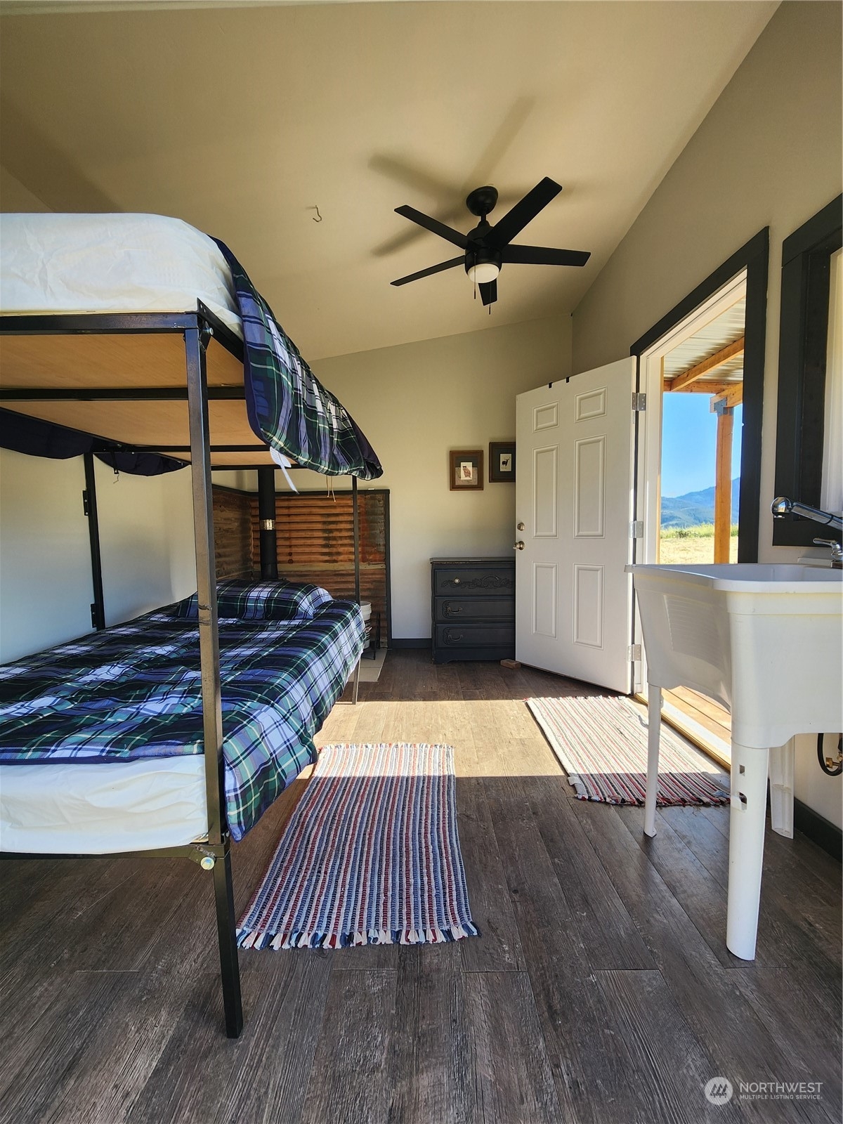15 Bonner Lake Road Winthrop, WA 98862 - Photo 10 of 38 Gallery Image 10