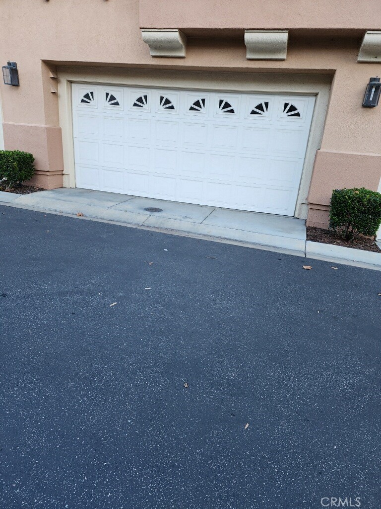 2986 Arbolitos Lane, Unit B Simi Valley, CA 93063 - Photo 23 of 36 unknown