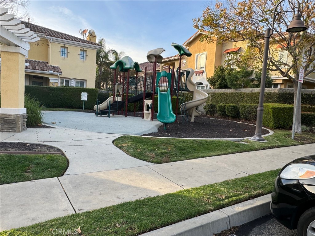 2986 Arbolitos Lane, Unit B Simi Valley, CA 93063 - Photo 28 of 36 a view of a park with iron fence