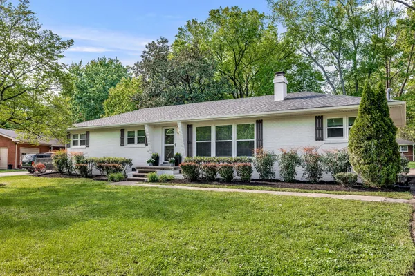 $2,175 | 907 Elliott Drive, Murfreesboro, TN 37129