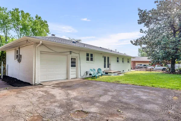 $2,175 | 907 Elliott Drive, Murfreesboro, TN 37129