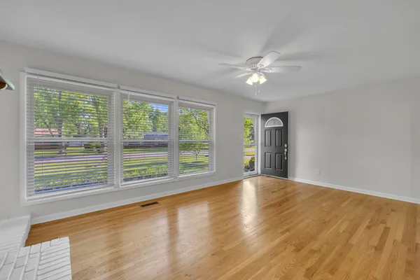 $2,175 | 907 Elliott Drive, Murfreesboro, TN 37129