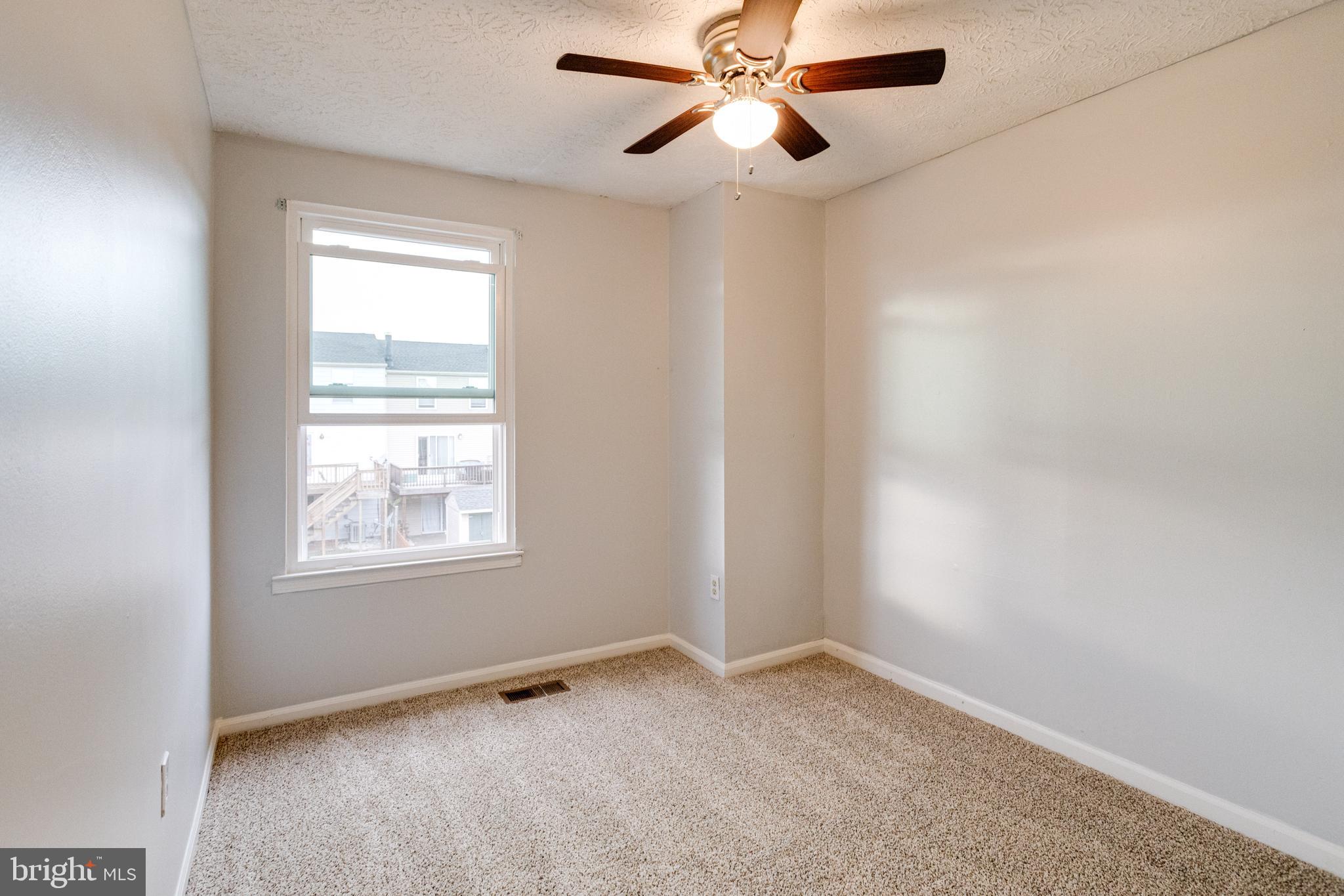 6 Hyacinth Road Parkville, MD 21234 - Photo 17 of 30 Gallery Image 17