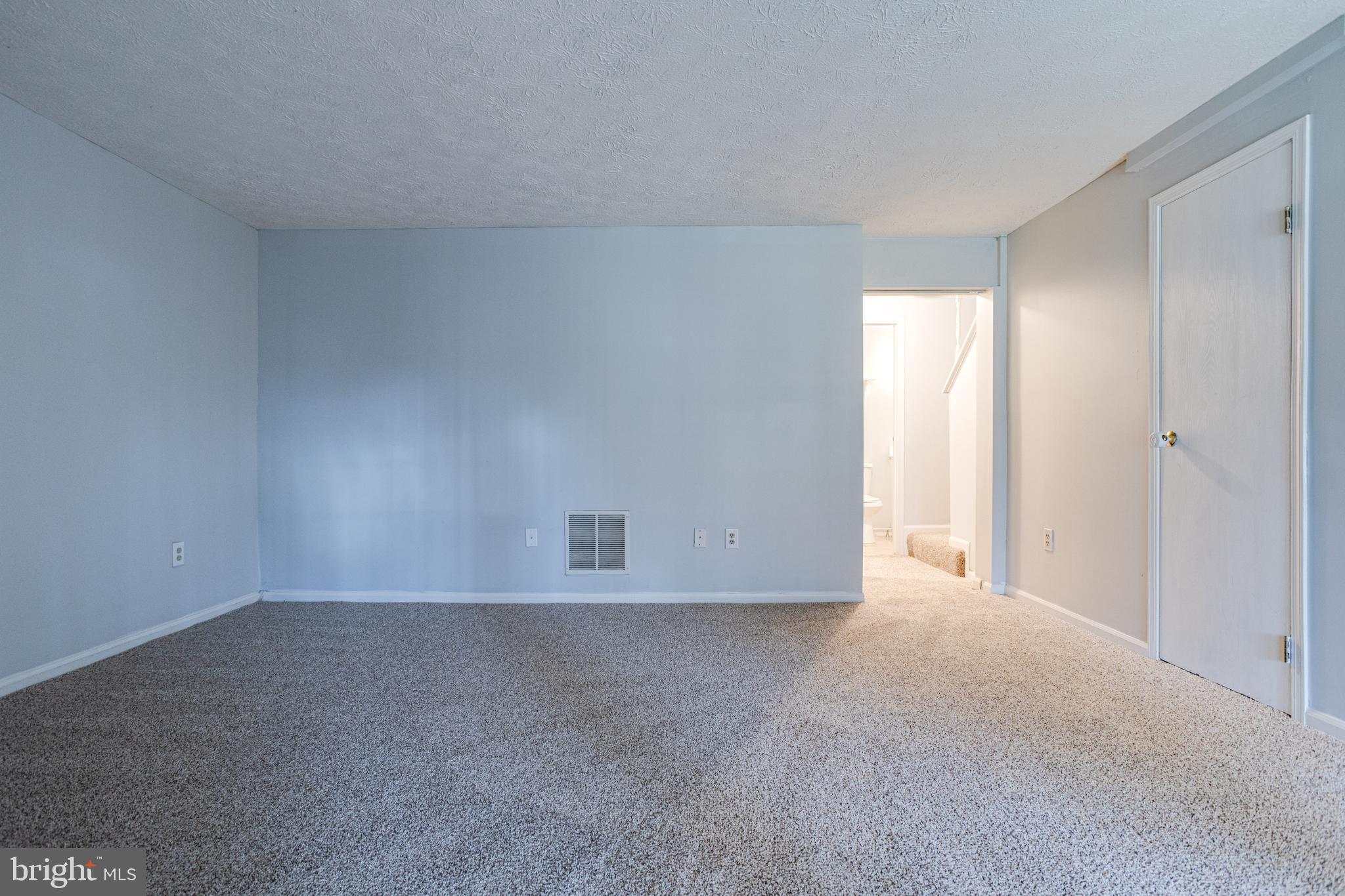 6 Hyacinth Road Parkville, MD 21234 - Photo 23 of 30 Gallery Image 23