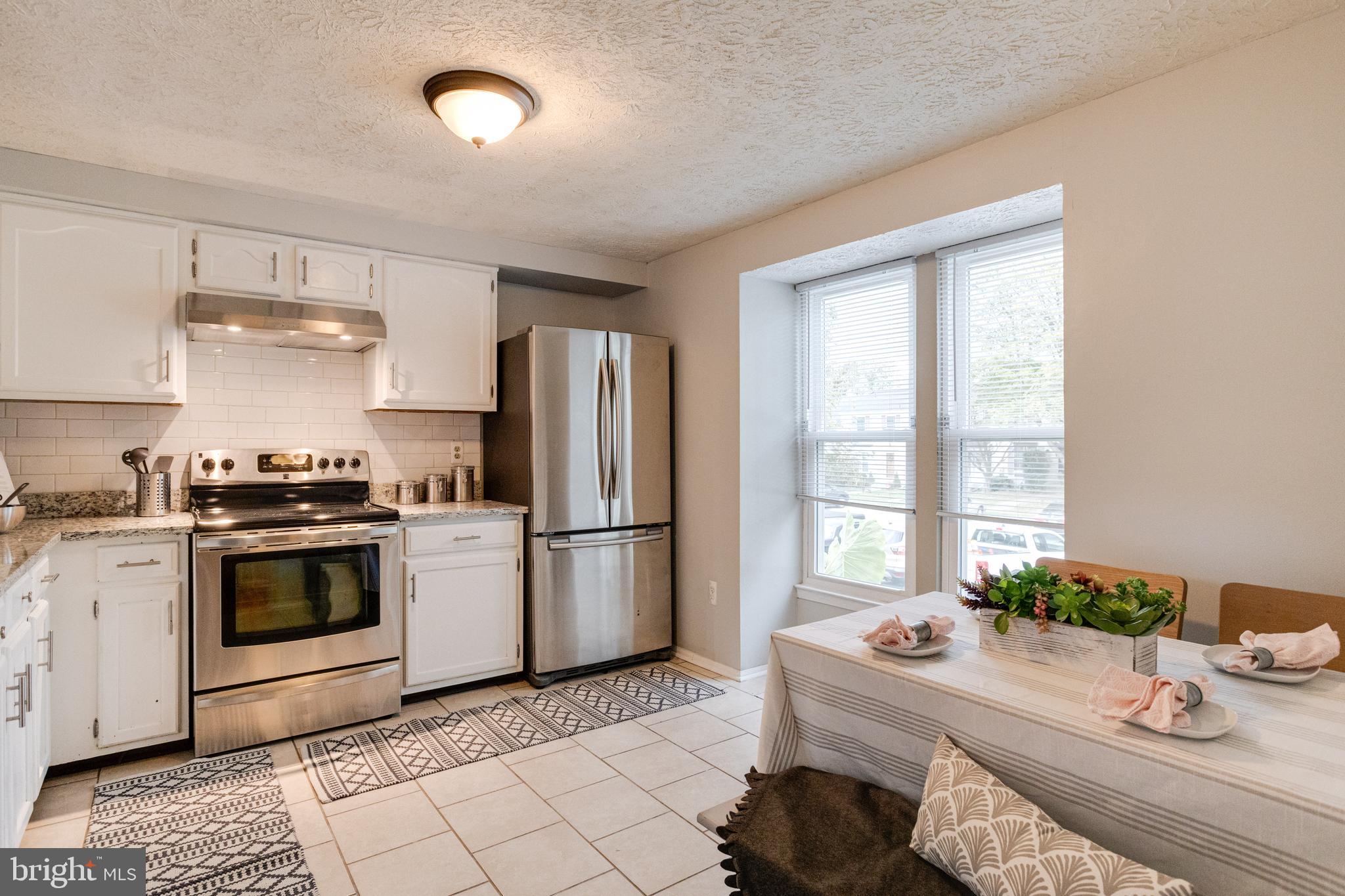 6 Hyacinth Road Parkville, MD 21234 - Photo 4 of 30 Gallery Image 4