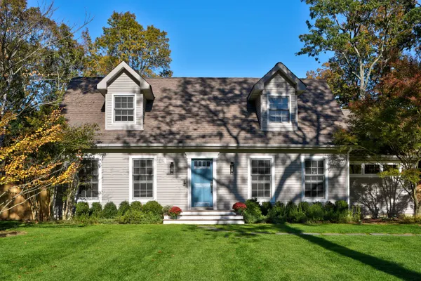 $27,500 | 53 Sandra Road, East Hampton, NY 11937