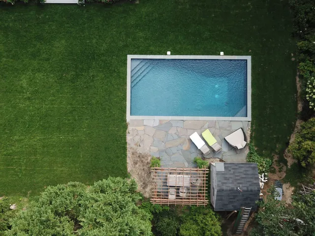 $27,500 | 53 Sandra Road, East Hampton, NY 11937