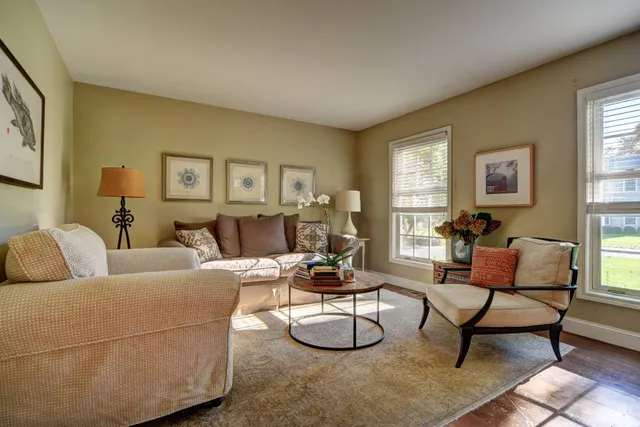 $27,500 | 53 Sandra Road, East Hampton, NY 11937