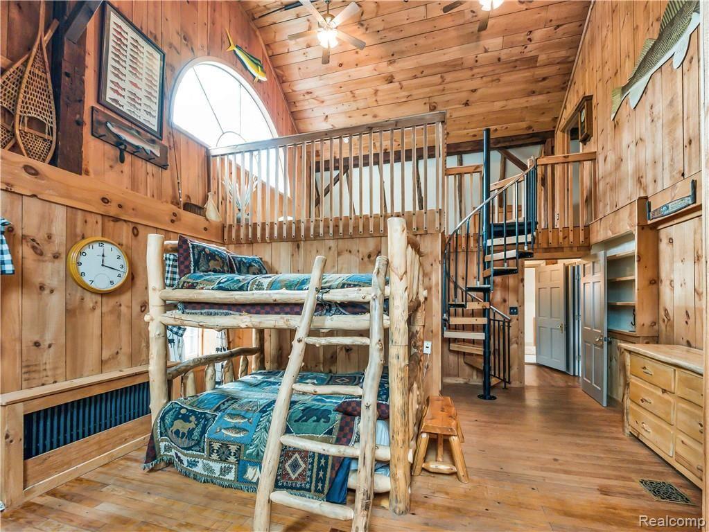 32905 Bingham Road Franklin, MI 48025 - Photo 19 of 41