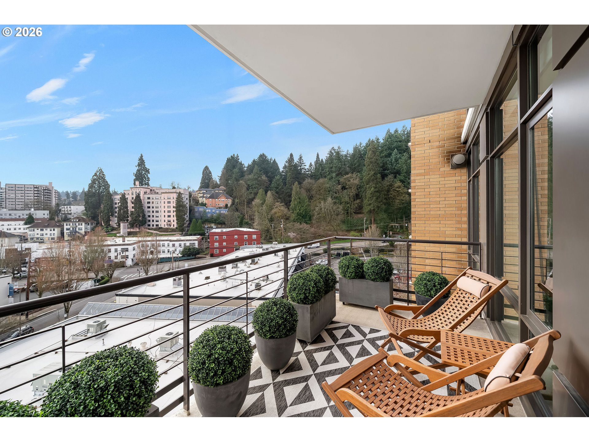 2351 Northwest Westover Road, Unit 702 Portland, OR 97210 - Photo 18 of 41 Gallery Image 18