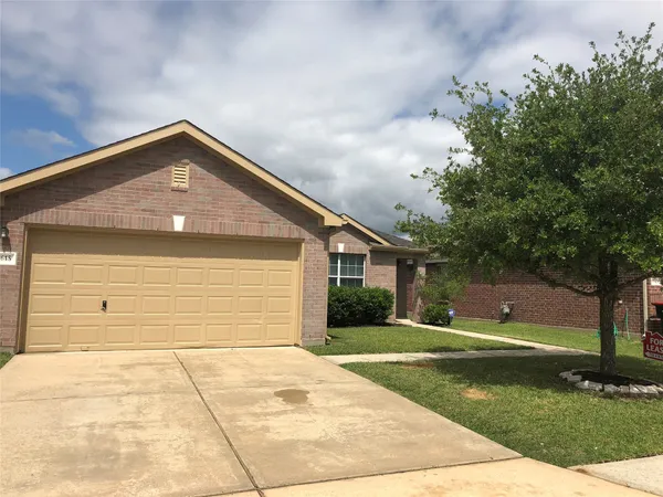 $1,875 | 19615 Hollington Drive, Tomball, TX 77375