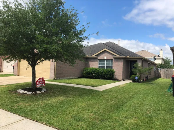 $1,875 | 19615 Hollington Drive, Tomball, TX 77375