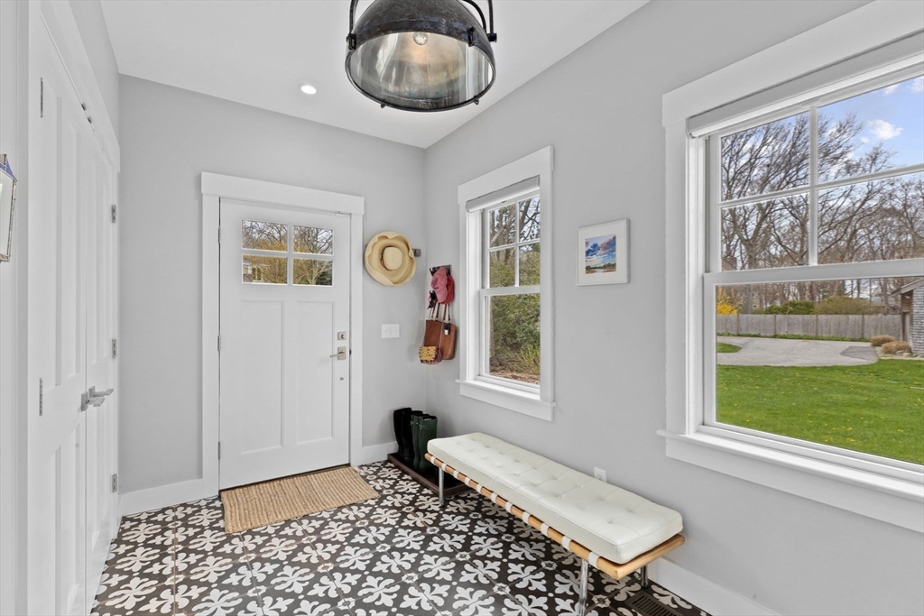 210 Damons Point Road Marshfield, MA 02050 - Photo 19 of 42