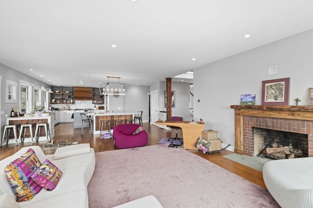 210 Damons Point Road Marshfield, MA 02050 - Photo 24 of 42