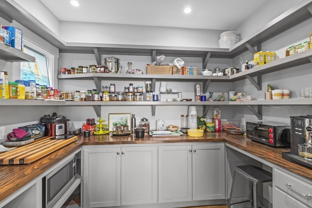 210 Damons Point Road Marshfield, MA 02050 - Photo 30 of 42