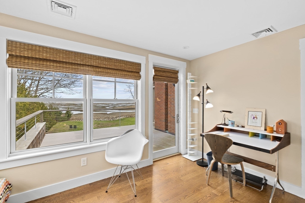 210 Damons Point Road Marshfield, MA 02050 - Photo 38 of 42