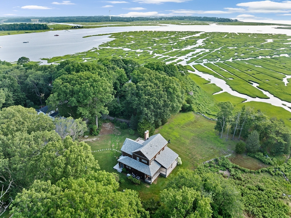 210 Damons Point Road Marshfield, MA 02050 - Photo 5 of 42