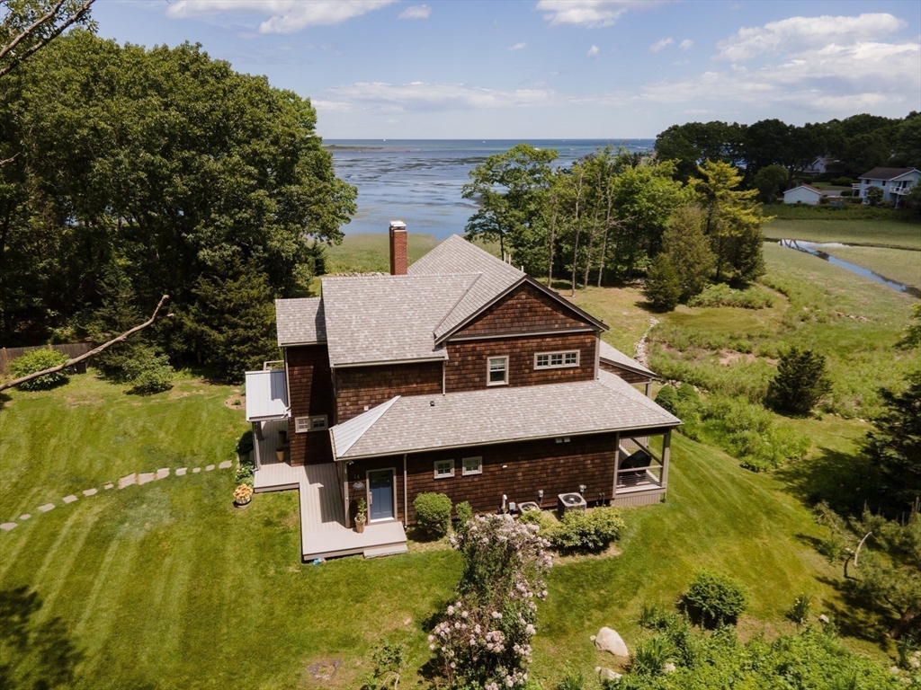 210 Damons Point Road Marshfield, MA 02050 - Photo 7 of 42