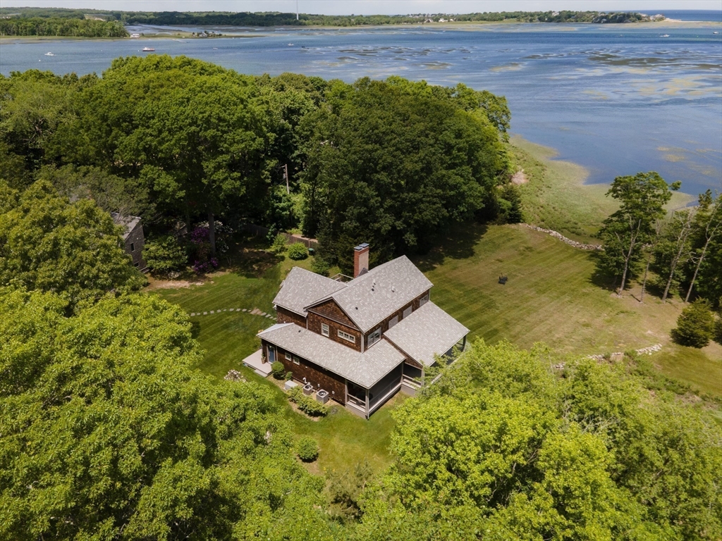 210 Damons Point Road Marshfield, MA 02050 - Photo 8 of 42