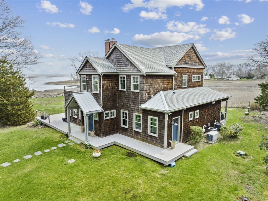 210 Damons Point Road Marshfield, MA 02050 - Photo 10 of 42