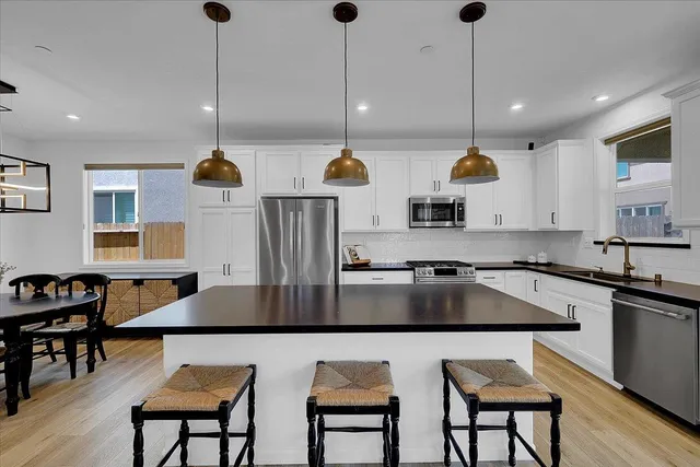 $679,990 | 11962 Granzella Way, Rancho Cordova, CA 95742