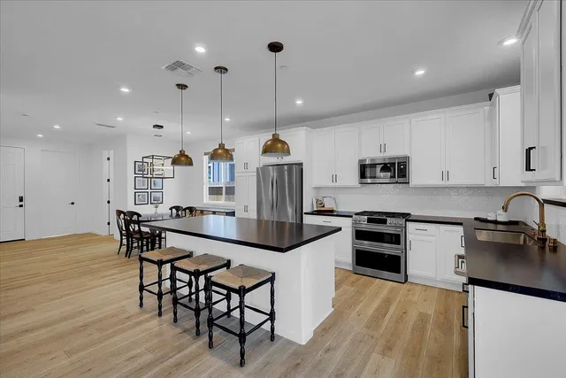 $679,990 | 11962 Granzella Way, Rancho Cordova, CA 95742