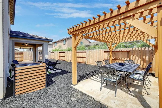 $679,990 | 11962 Granzella Way, Rancho Cordova, CA 95742