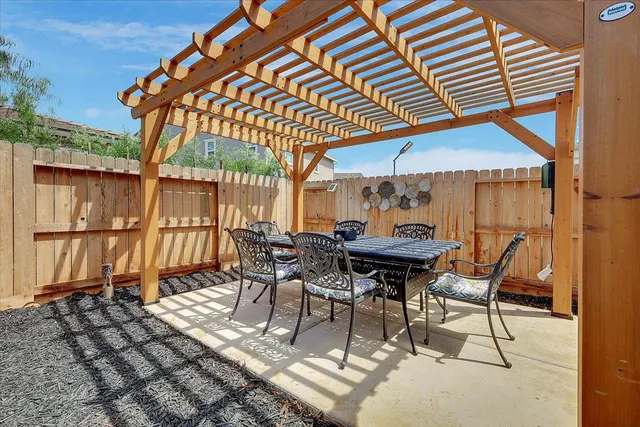 $679,990 | 11962 Granzella Way, Rancho Cordova, CA 95742