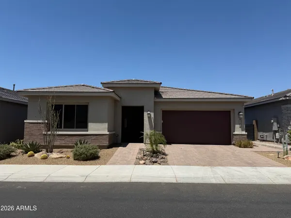 $3,850 | 22406 North 28th Street, Phoenix, AZ 85050