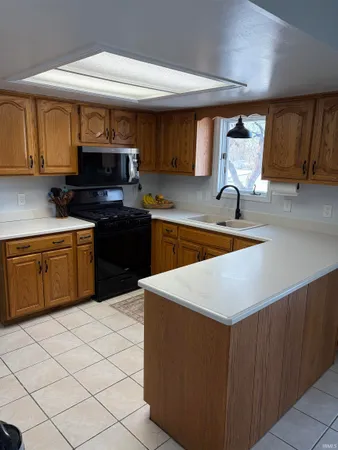 $507,000 | 10501 North B Drive, Kendallville, IN 46755
