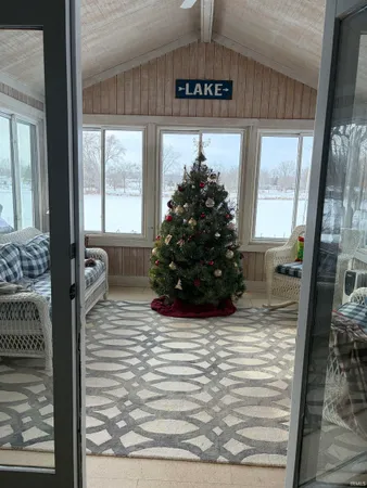 $549,000 | 10501 North B Drive, Kendallville, IN 46755